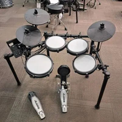 Alesis - NITROMAXKITXUS